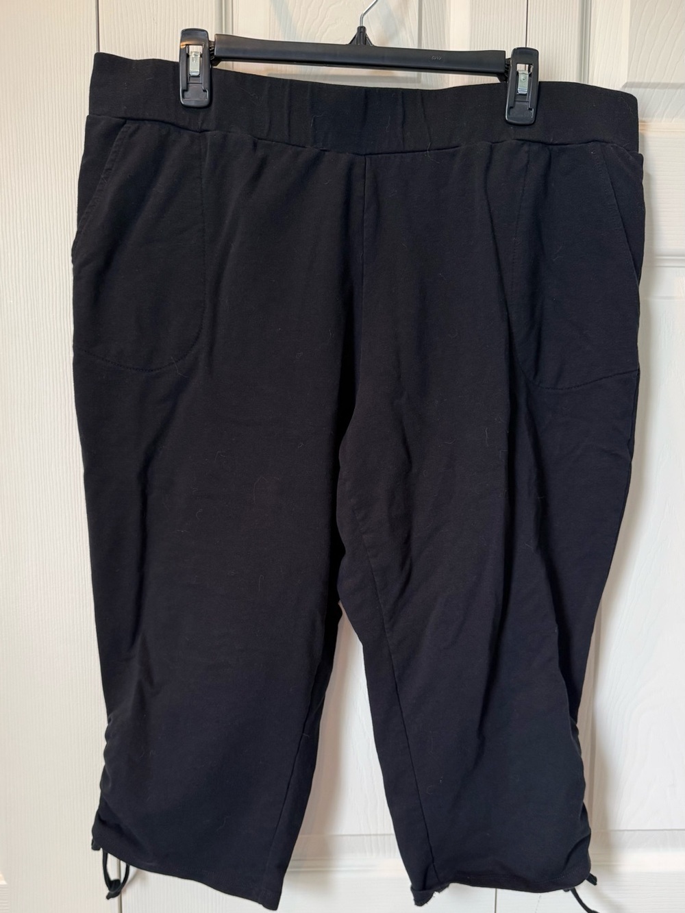 # Belle by Kim XL Gravel Black Capri Drawstring Leggings